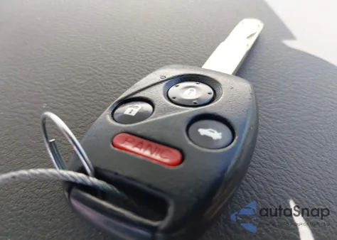 2004 Honda Accord 2.4 Ex из США, поврежденный, VIN 1HGCM56634A011618